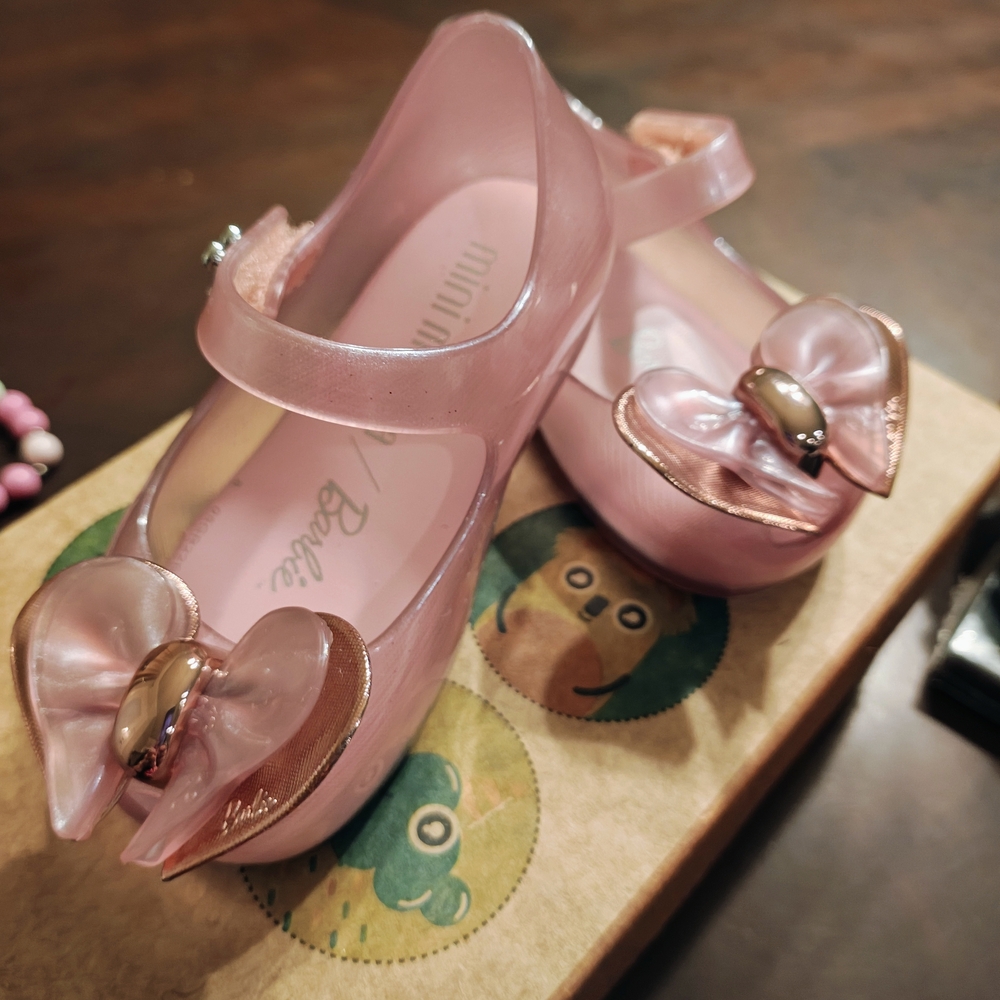 Mini Melissa Pink Bow Jelly Shoes